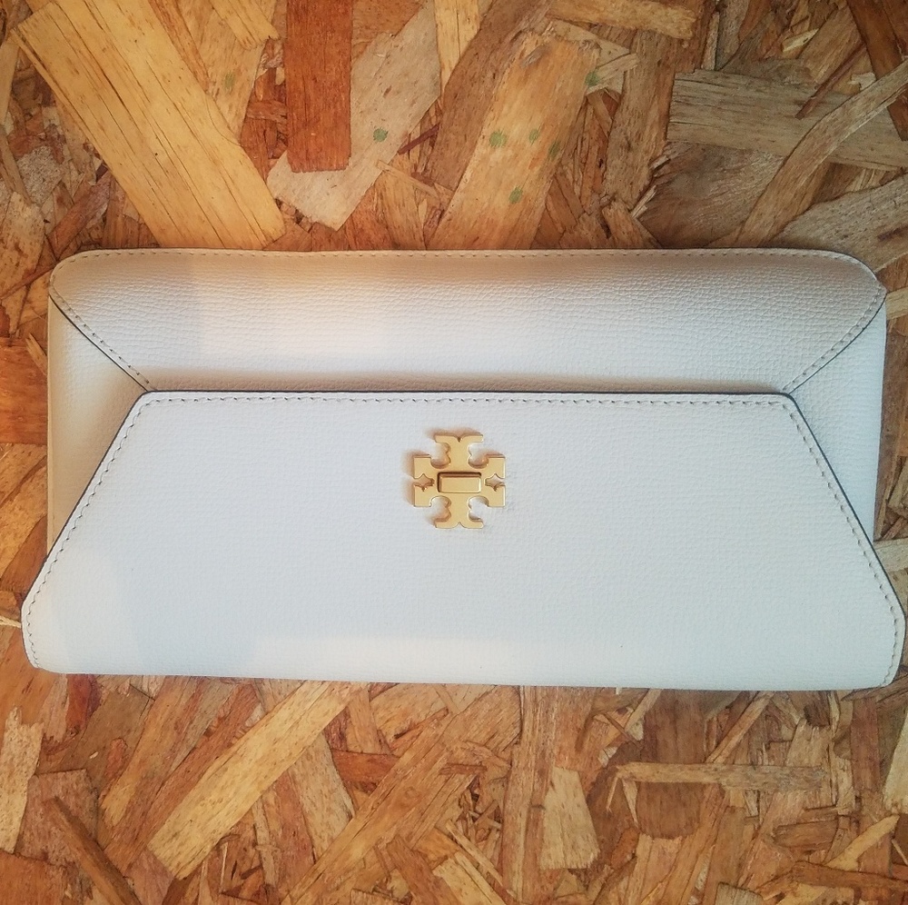 TORY Burch white clutch